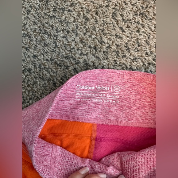 Outdoor Voices Spandex shorts - Picture 3 of 3